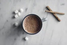 Thumbnail for article: Is chocolademelk de ultieme hersteldrank?