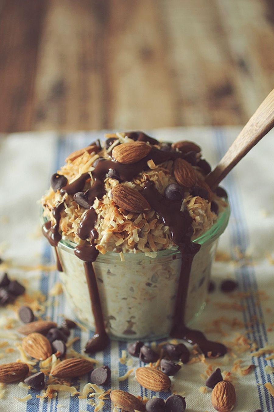 Overnight-oats-met-amandel_img900.jpg