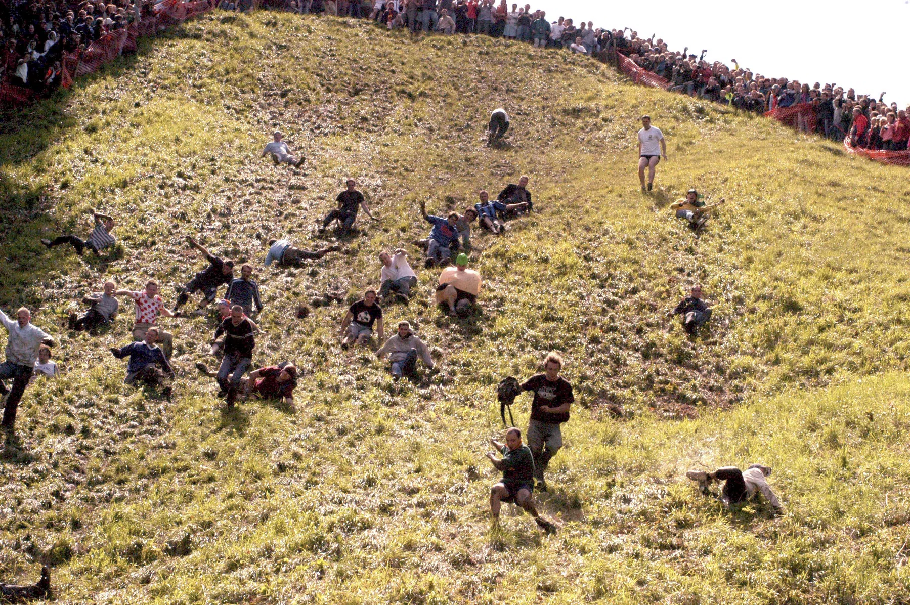 cheese-roll-race.jpg