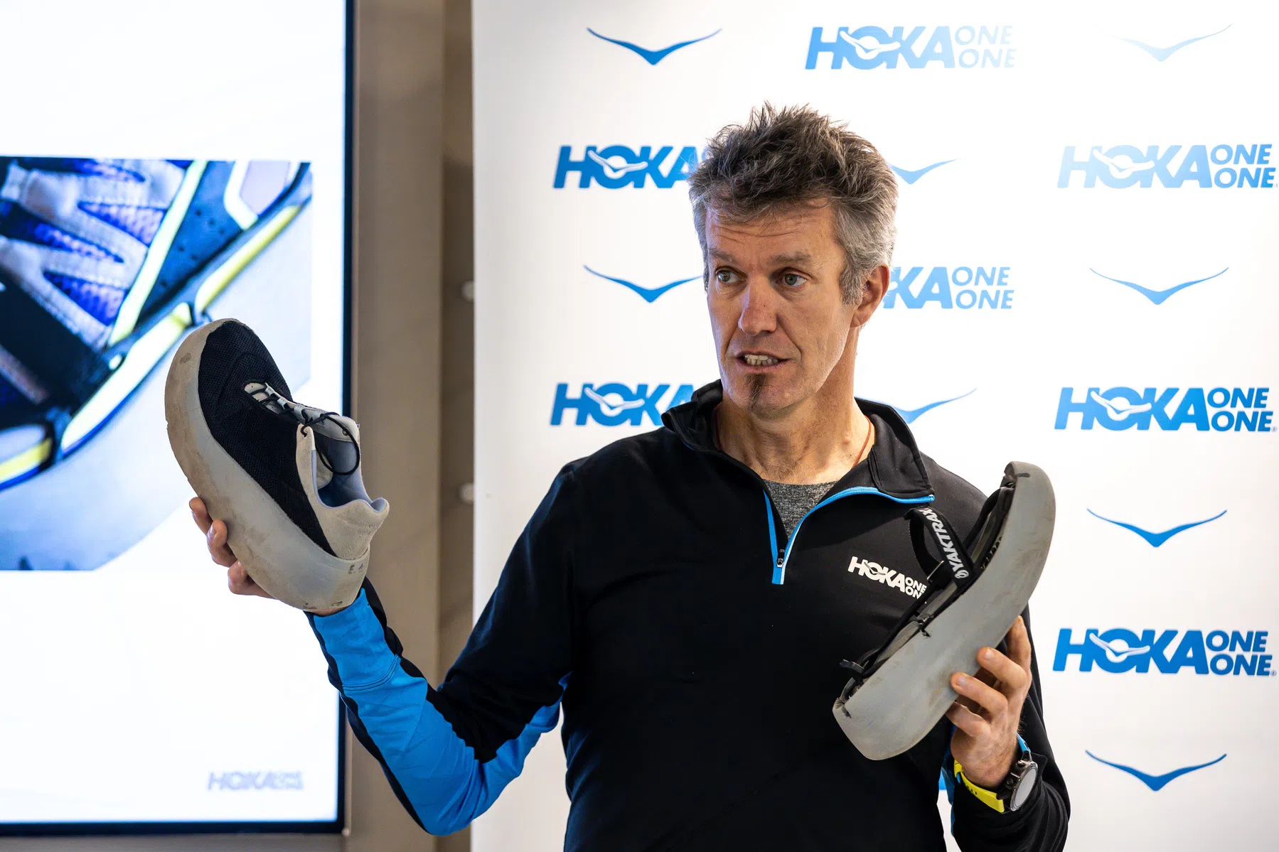 HOKA ONE ONE 07.jpg