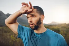 Thumbnail for article: Zo verwijder je die hardnekkige zweetgeur uit (sport)kleding