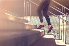 Thumbnail for article: Lopen op barefoot schoenen: wel of geen goed idee?
