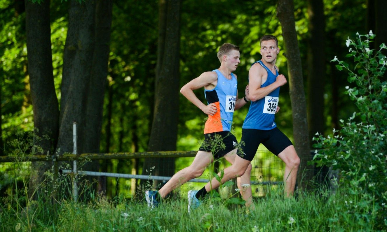 spartaan-estafette-erik-van-leeuwen-1326x796.jpg