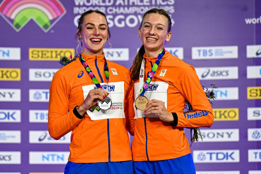 Femke Bol Lieke Klaver Glasgow.jpg