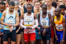 Thumbnail for article: Waarom dragen topatleten altijd hemdjes?