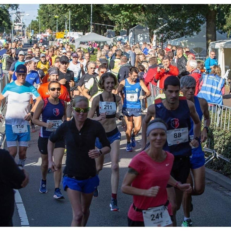 RUN Winschoten 2- start - eigen foto.jpg