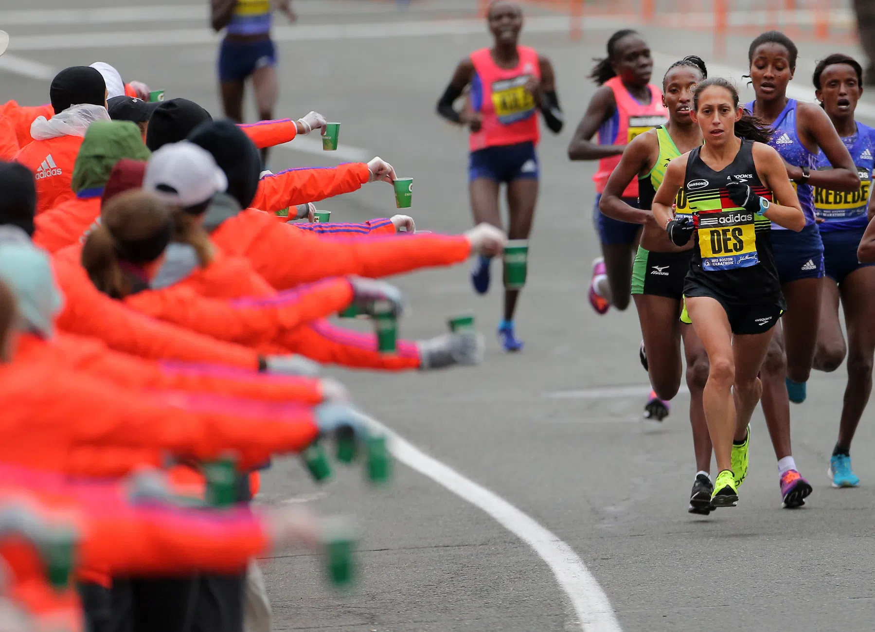 Dit zijn onze 6 favoriete isotone sportdranken