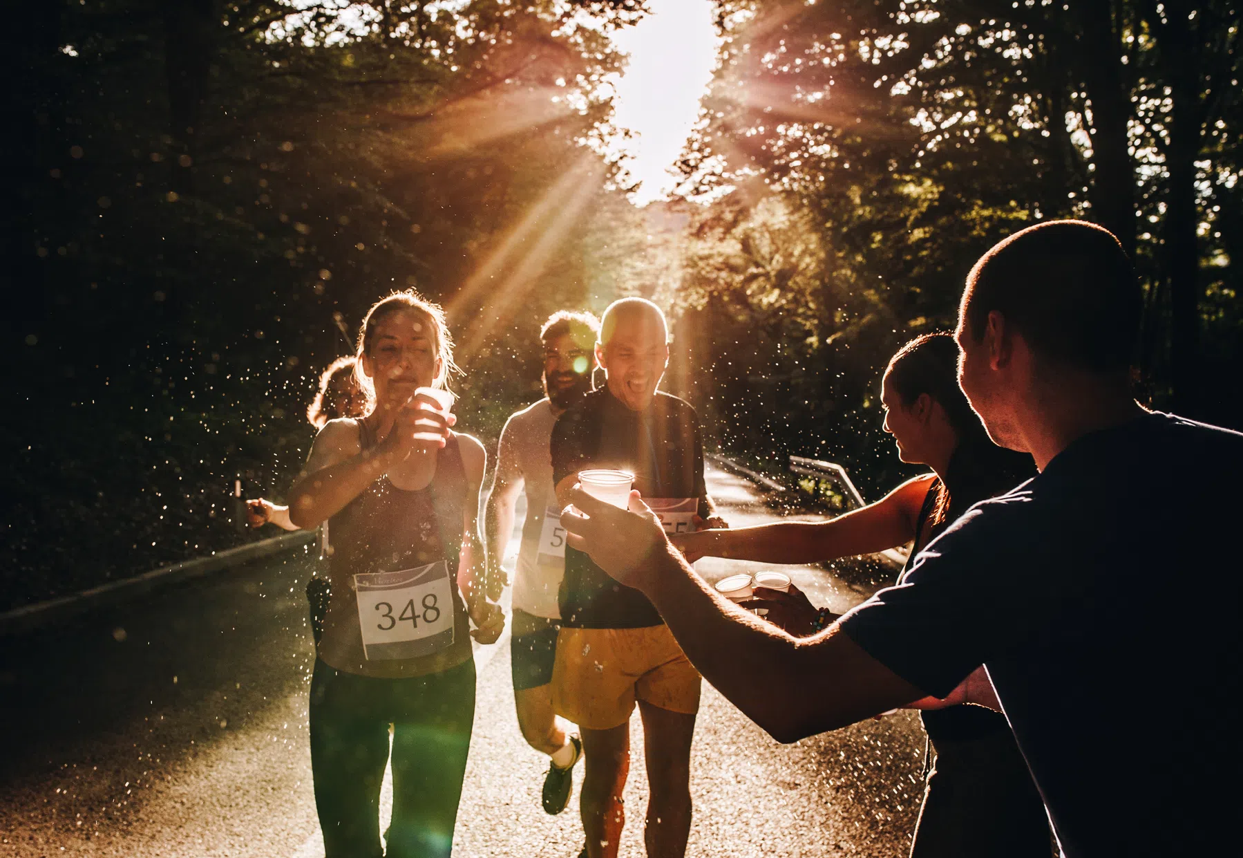 Zo combineer je drinken met hardlopen
