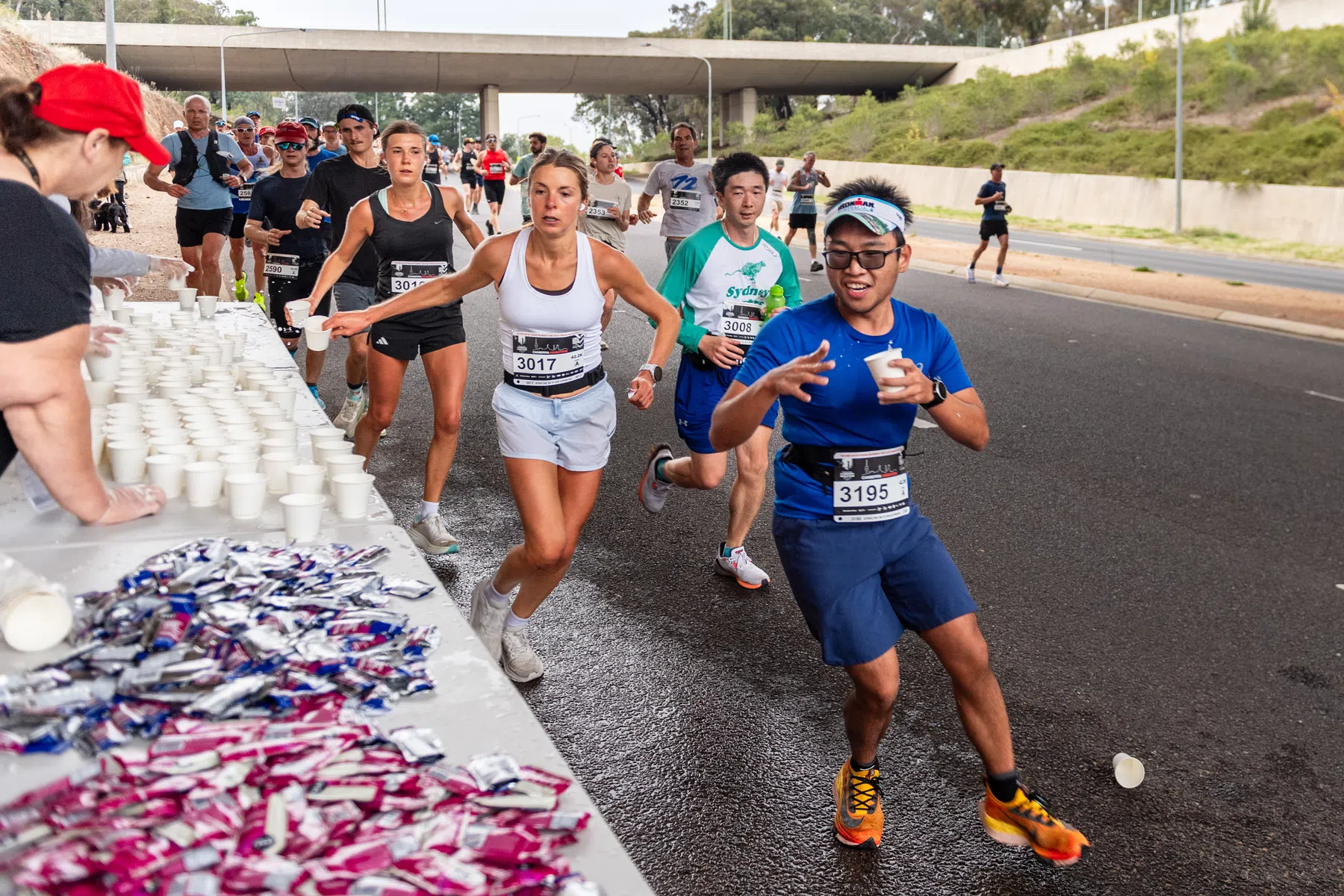Zo loop je tijdens een wedstrijd langs een drankpost