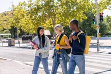 Thumbnail for article: Is elke dag 10.000 stappen wandelen naast je hardlooptraining te veel?