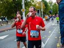 Waarom we vaker voor gelletjes kiezen dan voor sportdrank
