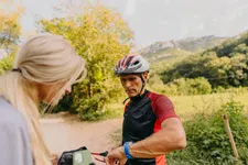 Thumbnail for article: Dit gebeurt er met je lichaam als je hardlopen en fietsen combineert