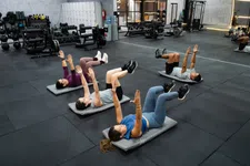 Thumbnail for article: Een platte buik zonder te planken? 8 buikspieroefeningen met maximaal effect