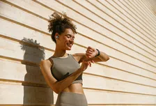 Thumbnail for article: Is hardlopen beter voor je hart dan fietsen of zwemmen? Dit zegt de wetenschap