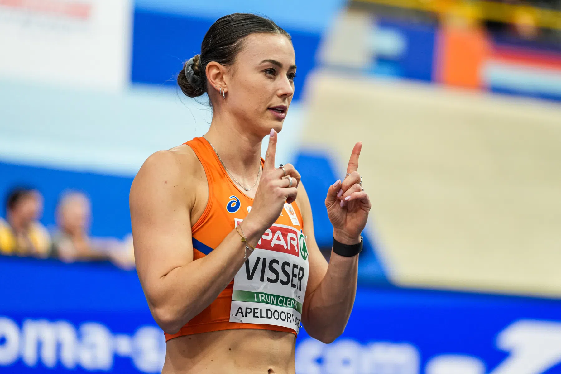 Live WK dag 3: Goud voor Dokter, zilver voor Visser, zilver voor de 4x400 m dames
