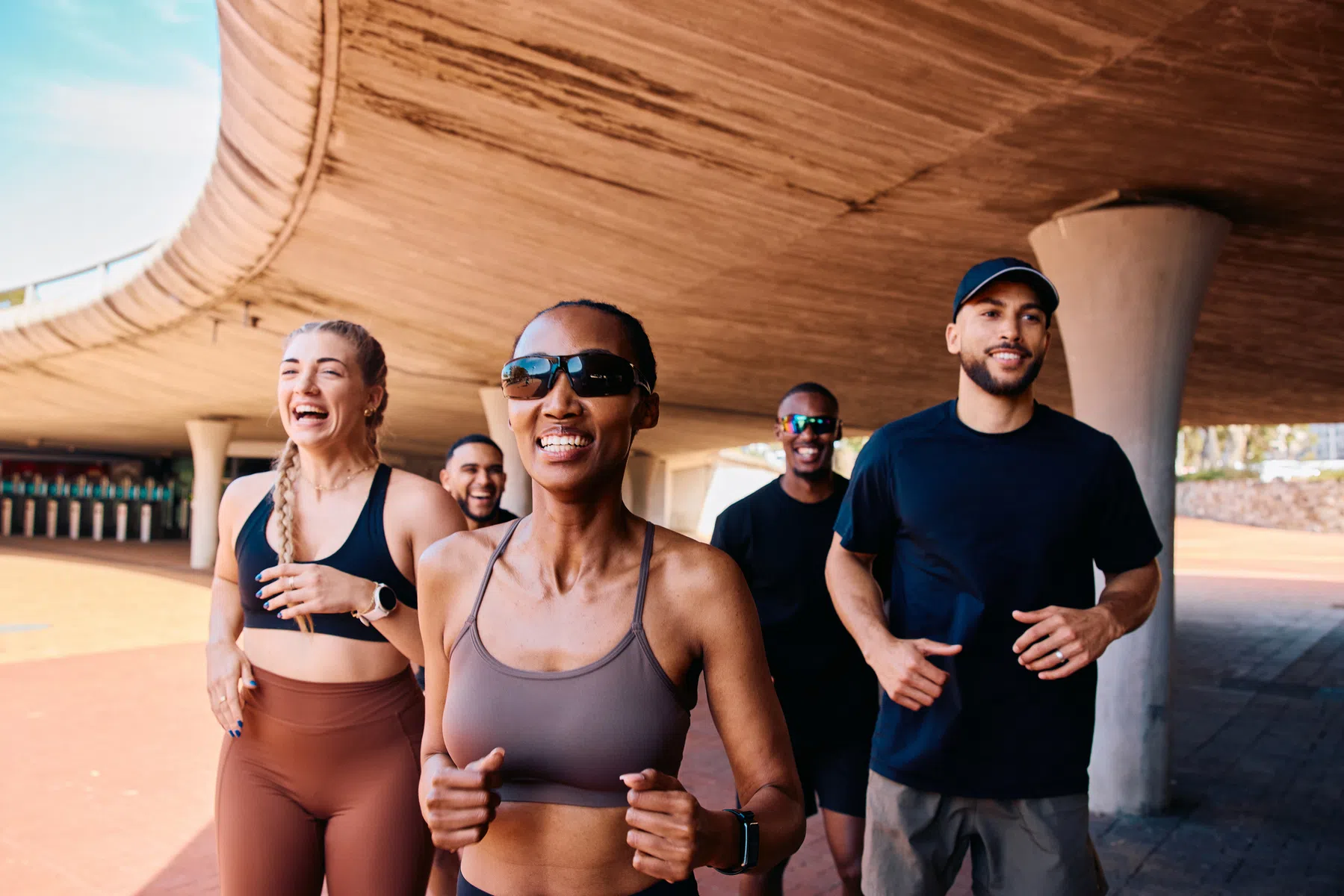 Hardlopen vs. fietsen: wat is beter om af te vallen?