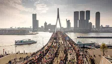 Thumbnail for article: Gelletje gebruiken bij de NN Rotterdam Marathon? Doe dit vooral wel!