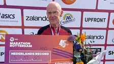 Thumbnail for article: ‘Opa Wim’ (80) breekt Nederlands masterrecord marathon in Rotterdam