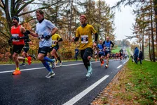 Thumbnail for article: Niet iedereen wordt sneller van carbonschoenen (en dit is waarom)