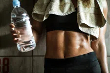 Thumbnail for article: Wil je snel calorieën verbranden? Dit zijn de 10 meest effectieve sporten