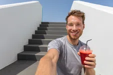 Thumbnail for article: Elke dag bietensap drinken: word je er echt sneller van?