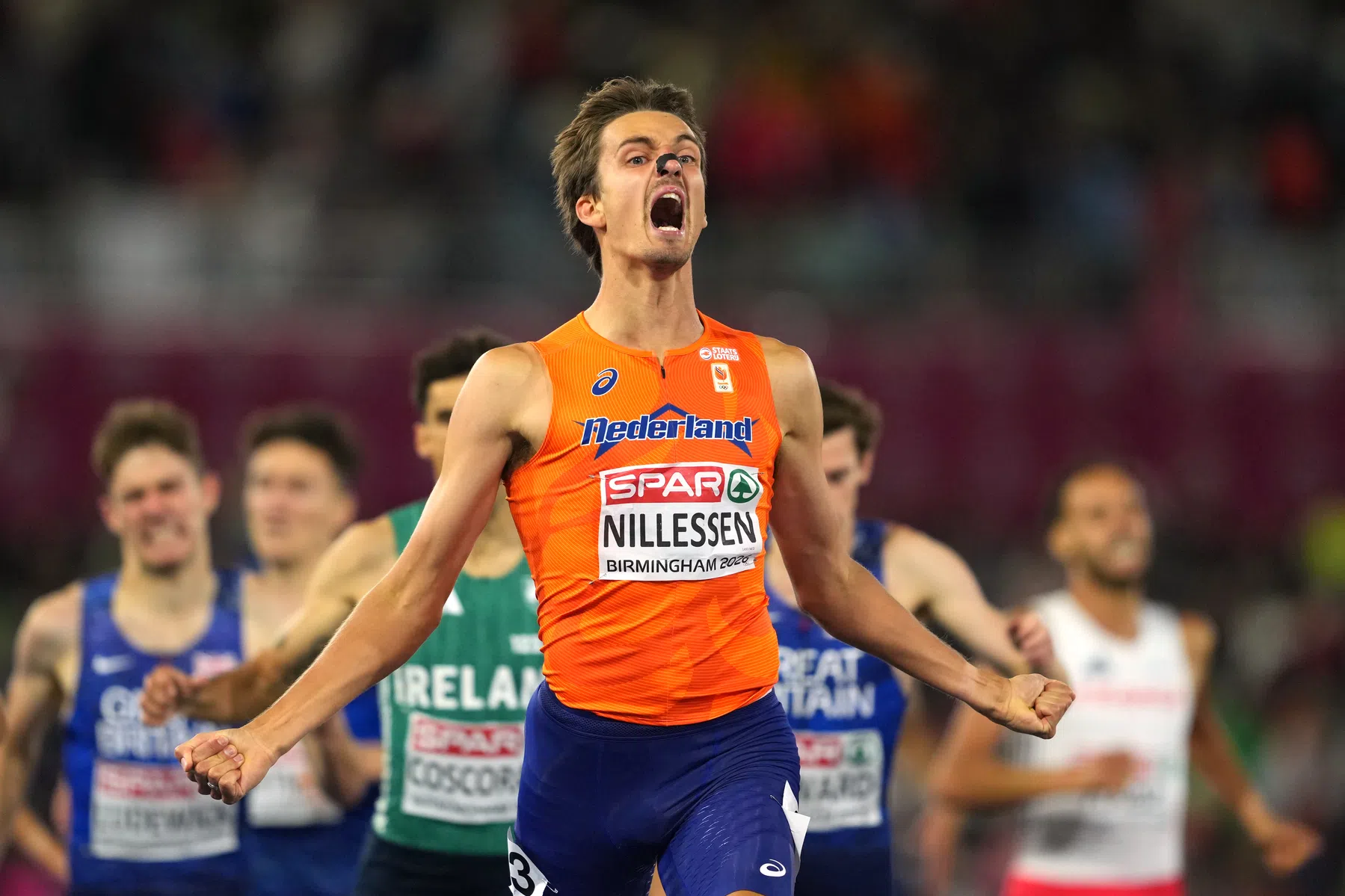 Stefan Nillessen stunt met goud 1500 meter, Lieke Klaver brons, 2 zevenkampmedaill