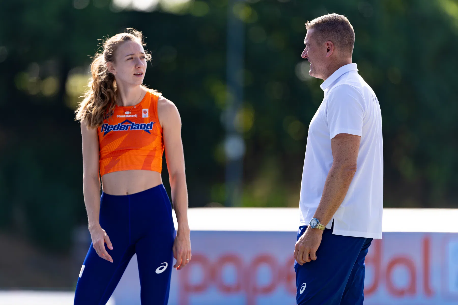 Zo langzaam loopt Femke Bol haar rustige duurlopen