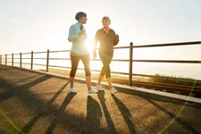 30 minuten wandelen is gezond, maar deze fout maken veel mensen