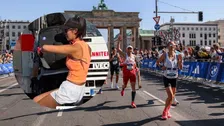 Thumbnail for article: Influencer betrapt op fiets tijdens Berlijn Marathon