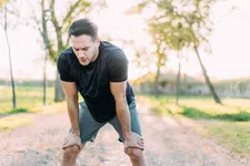 Thumbnail for article: Meteen buiten adem tijdens het hardlopen? Dit zijn de mogelijke oorzaken